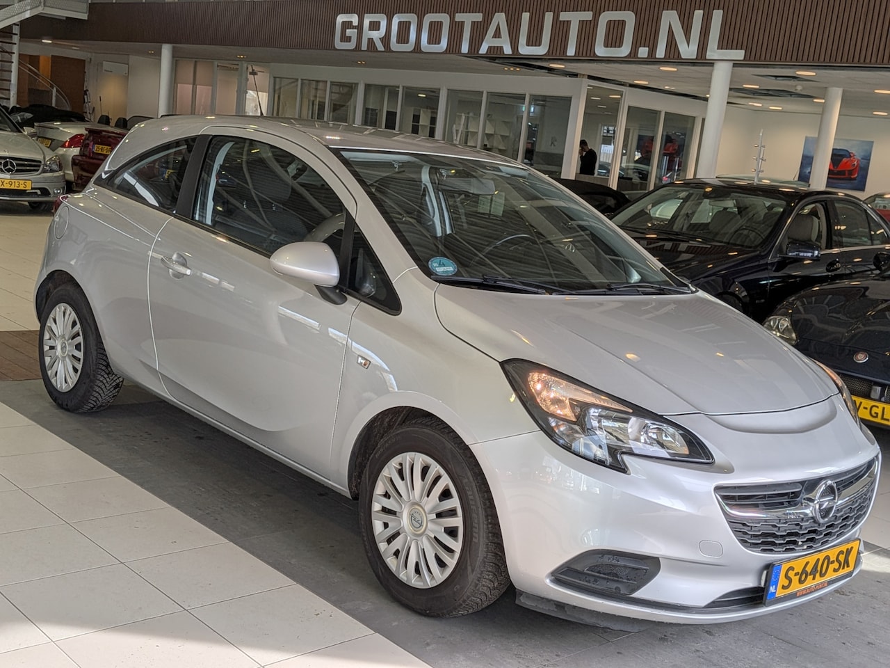 Opel Corsa - 1.2 Airco, Cruise Control, Stuurbekrachtiging - AutoWereld.nl