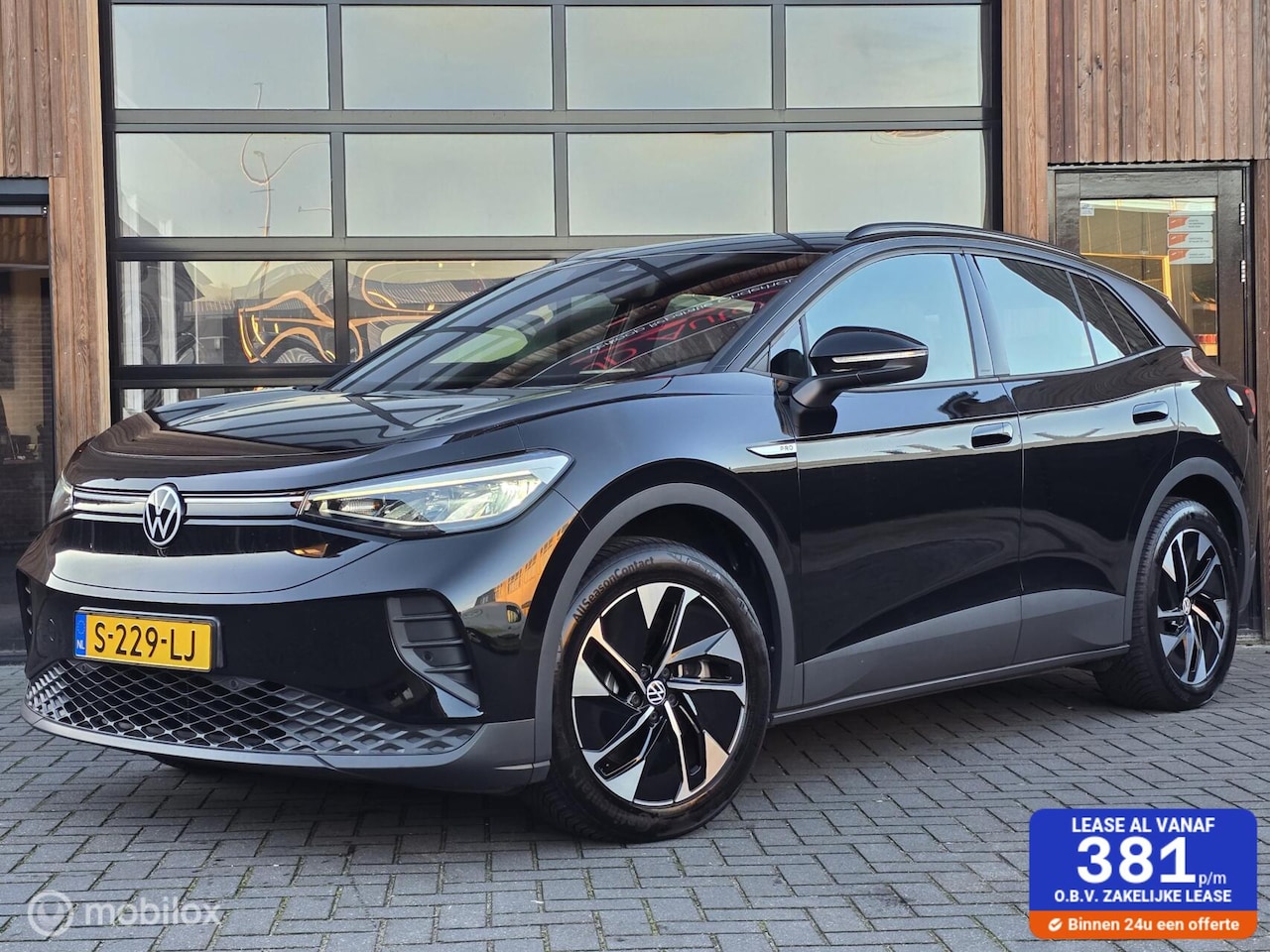 Volkswagen ID.4 - 77kWh ACC WARMTEPOMP TREKHAAK CARPLAY 204PK - AutoWereld.nl