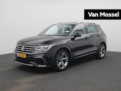 Volkswagen Tiguan - 1.5 TSI R-Line Business | Achteruitrijcamera | Trekhaak | Adaptive cruise control | Stoelv