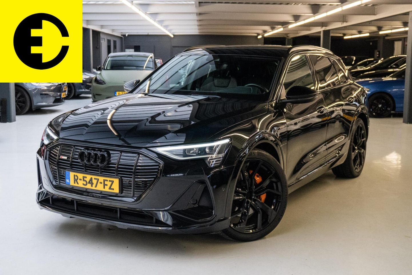 Audi e-tron - 55 quattro edition 95 kWh | Memory seats | Luchtvering | Sfeer led verlichting - AutoWereld.nl