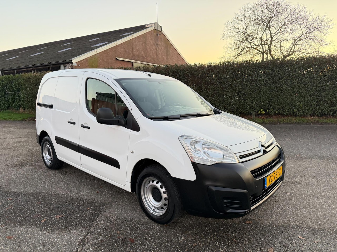 Citroën Berlingo - 1.6 BlueHDI EURO6 - AC - 1E EIG - APK 10/2026 - AutoWereld.nl