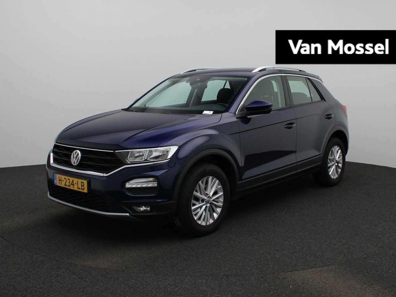 Volkswagen T-Roc - 1.5 TSI Style Business 150 PK | Navigatie | Parkeersensoren | Adaptive Cruise Control | LE - AutoWereld.nl