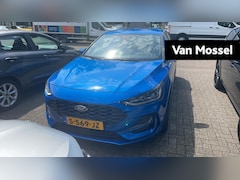 Ford Focus - 1.0 EcoBoost Hybrid ST Line X 155pk Automaat Trekhaak / Adapt. Cruise / B&O / Winterpack /