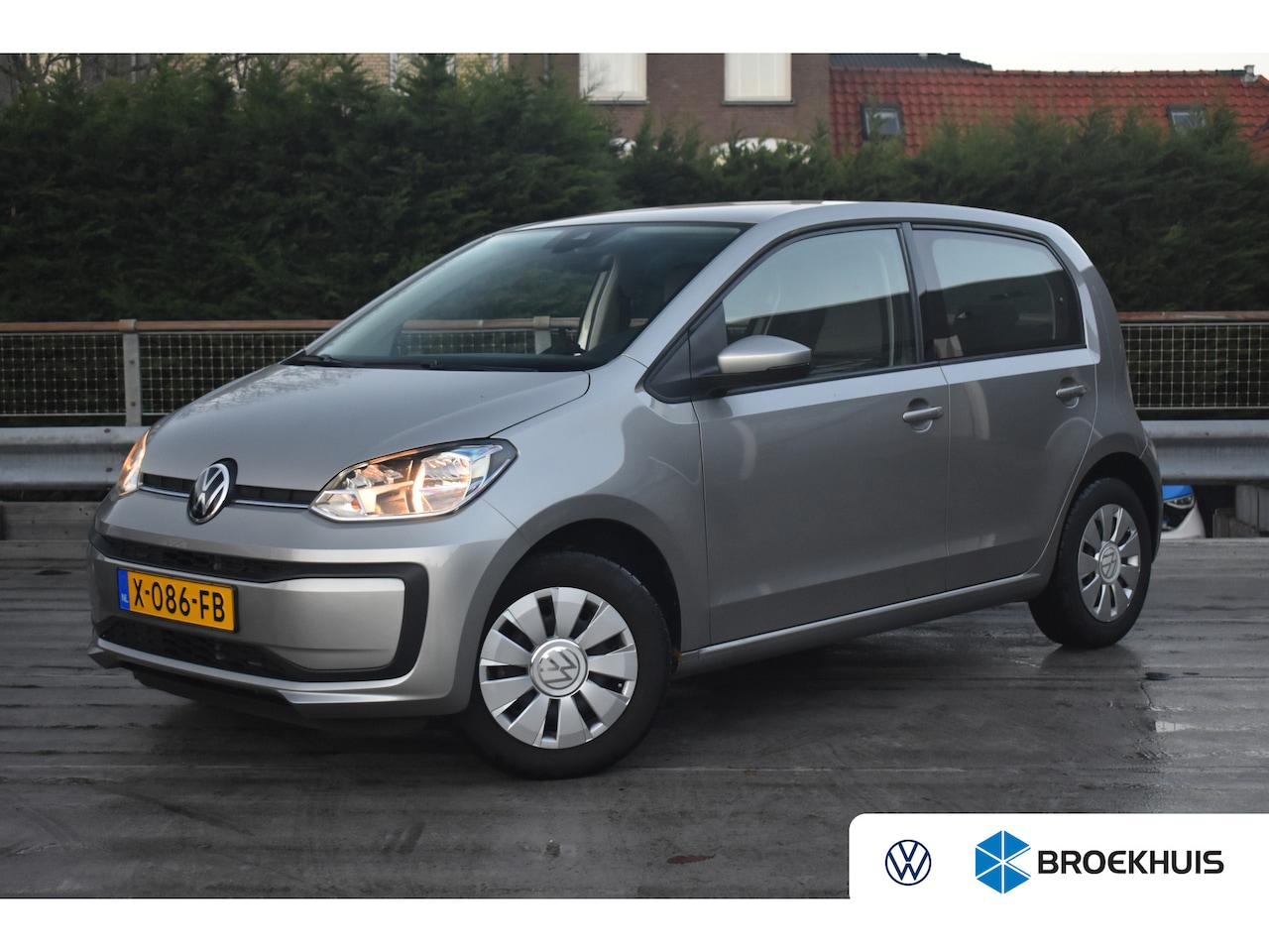 Volkswagen Up! - 1.0 MPI 65PK | Achteruitrijcamera | Climate Control | Cruise Control | Dab+ - AutoWereld.nl