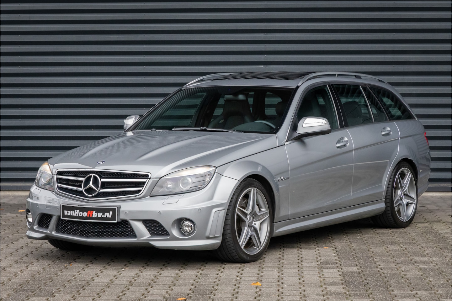 Mercedes-Benz C-klasse Estate - AMG 63 -Palladiumzilver- - AutoWereld.nl