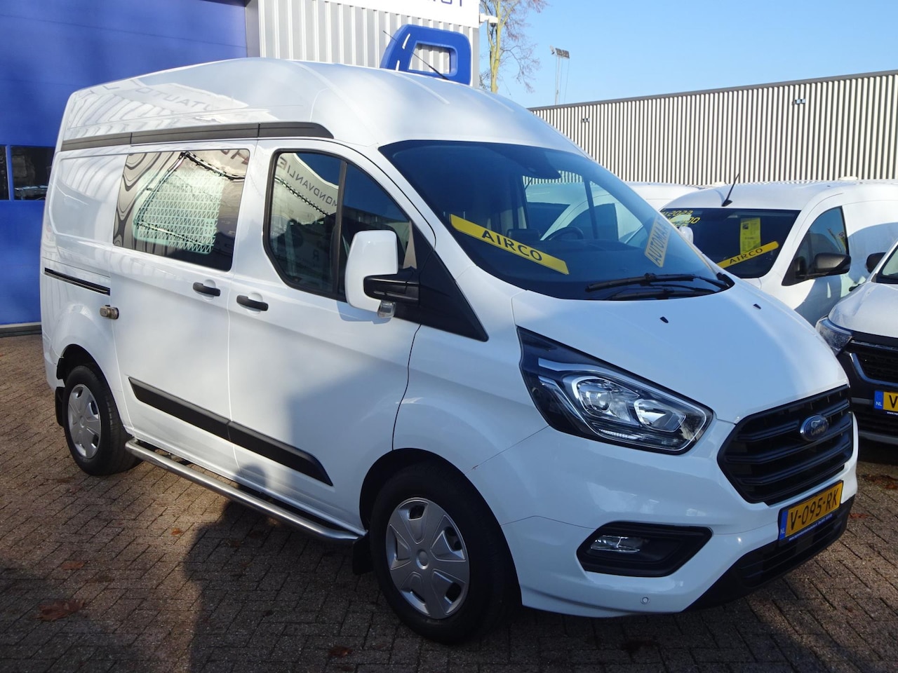 Ford Transit Custom - 340 2.0 TDCI L1H2 Trend AIRCO NAVIGATIE CRUISE CONTROL - AutoWereld.nl
