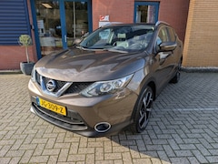 Nissan Qashqai - 1.2 PanoDak, 360 camera, Stoelverw, Lederen bekl, Airco, Trekhaak