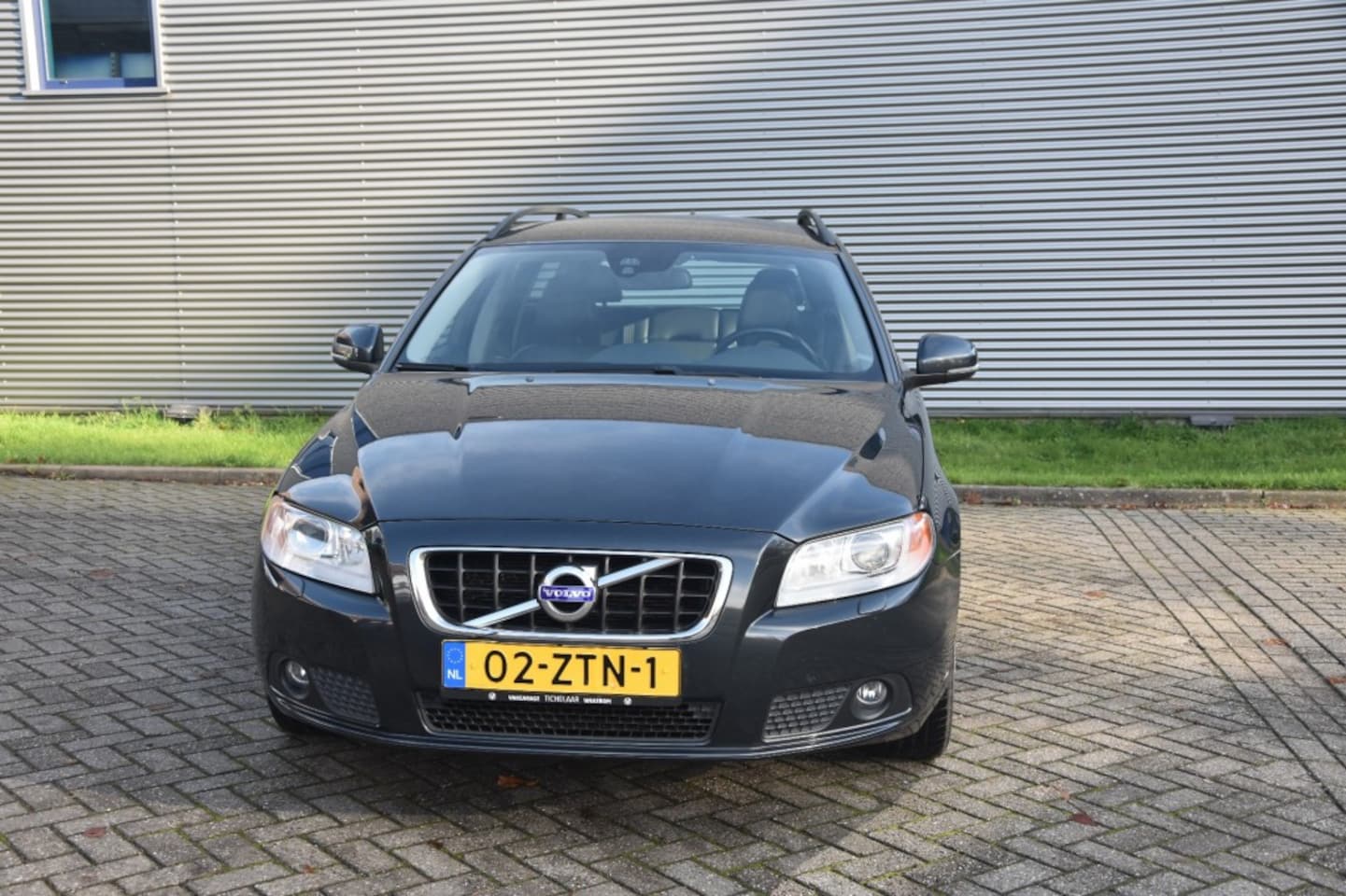 Volvo V70 - 1.6 T4 Nordic 1.6 T4 NORDIC - AutoWereld.nl