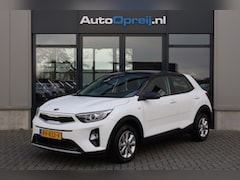 Kia Stonic - 1.2 MPi ComfortPlusLine Navigator Two-Tone Camera, Trekhaak, PDC, Cruise