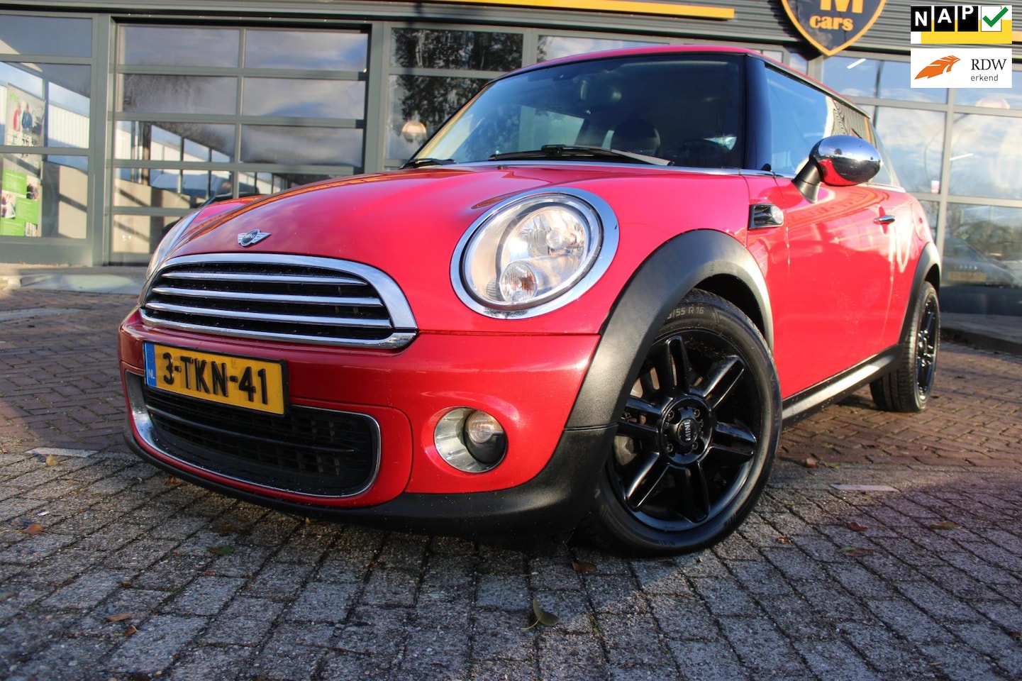 MINI Cooper - Mini 1.6 16v Airco Bj2014 Navigatie Sport - AutoWereld.nl
