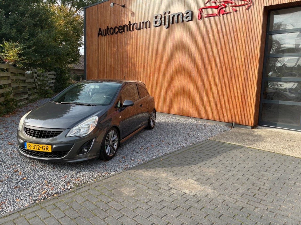 Opel Corsa - 1.6-16V T Color Edition OPC-Line - AutoWereld.nl
