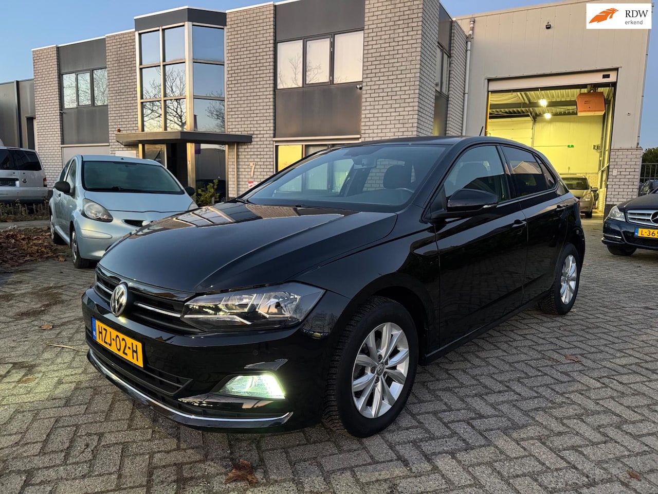 Volkswagen Polo - 1.0 TSI Comfortline Business Automaat ACC Leder - AutoWereld.nl