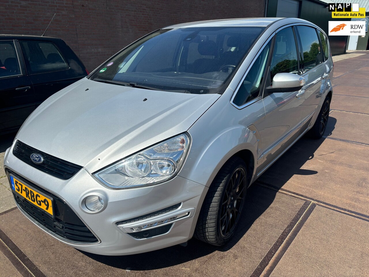 Ford S-Max - 1.6 EcoBoost Titanium 7p. MOTER LOOPT 3 CYLINDERS - AutoWereld.nl