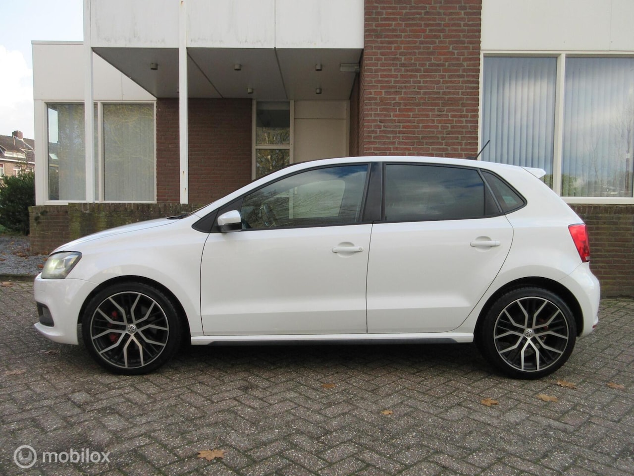 Volkswagen Polo - 1.4 TSI GTI 2011 LED PANO 237dkm DSG APK 5drs - AutoWereld.nl