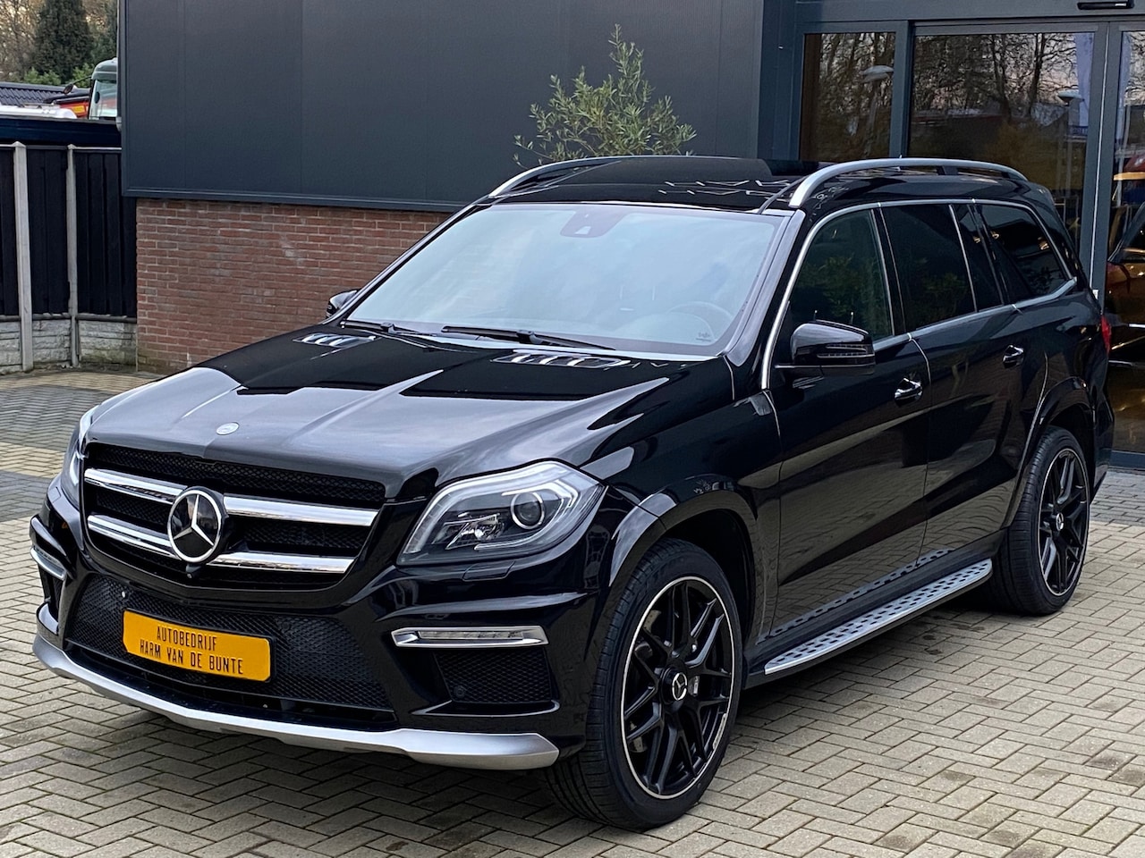 Mercedes-Benz GL-klasse - AMG 63 558 PK 7 pers NIEUWSTAAT MEMORY MASSAGE PANO LUCHT VERING - AutoWereld.nl