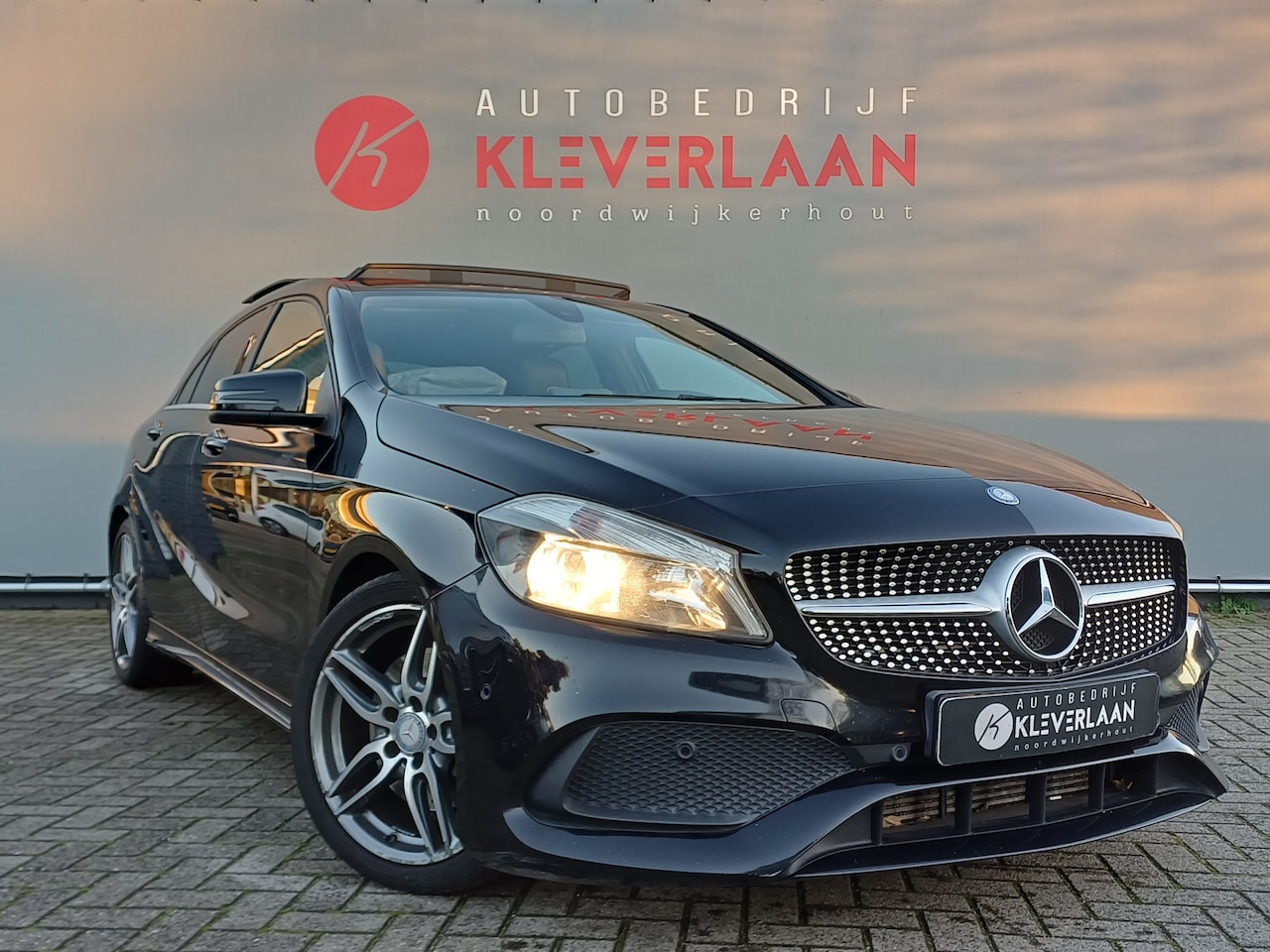 Mercedes-Benz A-klasse - 250 Prestige | SCHUIF/KANTEL DAK | SENSOREN |  Wij bieden ook financiering mogelijkheden a - AutoWereld.nl