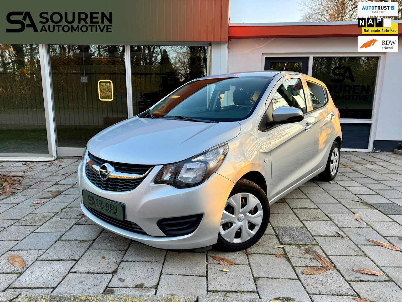 Opel Karl - 1.0 75PK ecoFLEX Edition / Airco / Cruise Control / 52552km NAP / Bluetooth / USB / 5Drs - AutoWereld.nl
