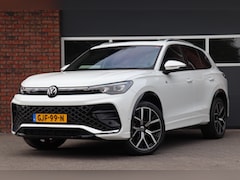 Volkswagen Tiguan - 1.5 eTSI R-Line, Pano, DCC, HUD, Trekhaak