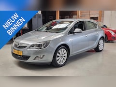 Opel Astra - 1.6 Turbo Cosmo Leer, Navi, Bluetooth, LMV, NAP