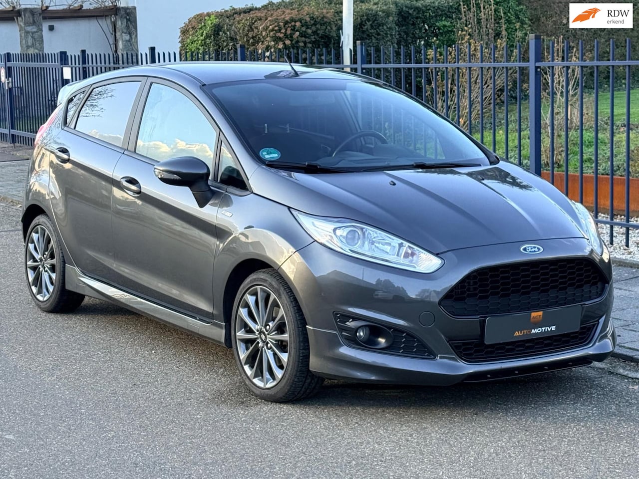 Ford Fiesta - 1.0 EcoBoost ST Line 2016 5DR , TOP STAAT! - AutoWereld.nl