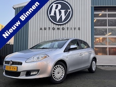 Fiat Bravo - 1.4 Dynamic Airco / Cruise Lage km stand en zeer goed onderhouden