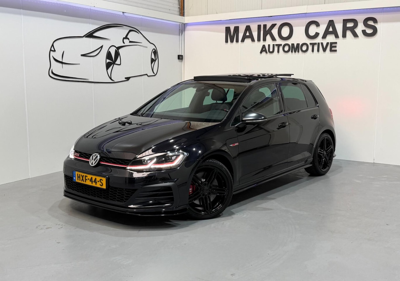Volkswagen Golf - 2.0 TSI GTI TCR 290PK PANO|Keyless|Virtual| - AutoWereld.nl