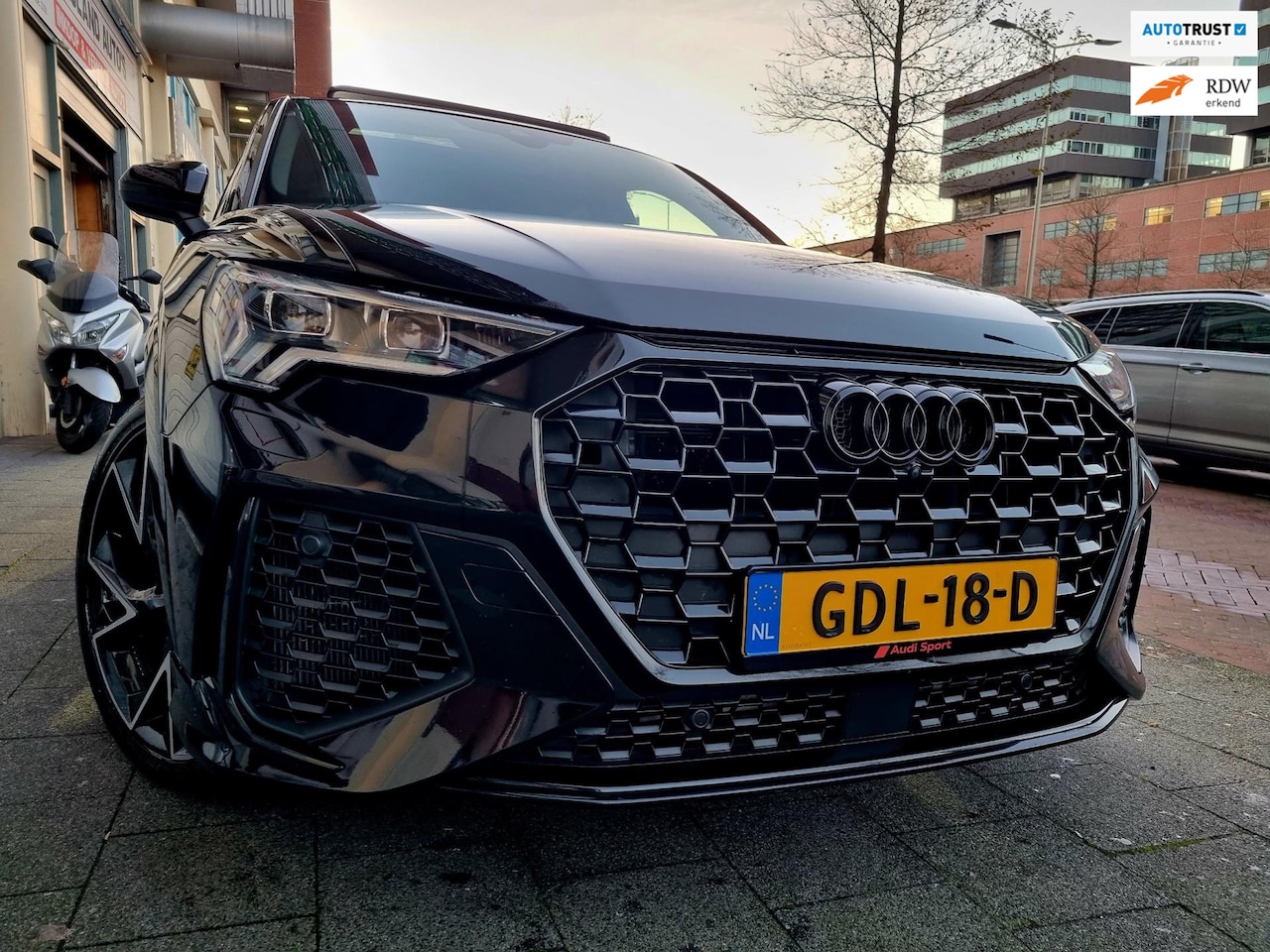 Audi Q3 Sportback - TFSI RS PanoDak Vol Dealer OH - AutoWereld.nl
