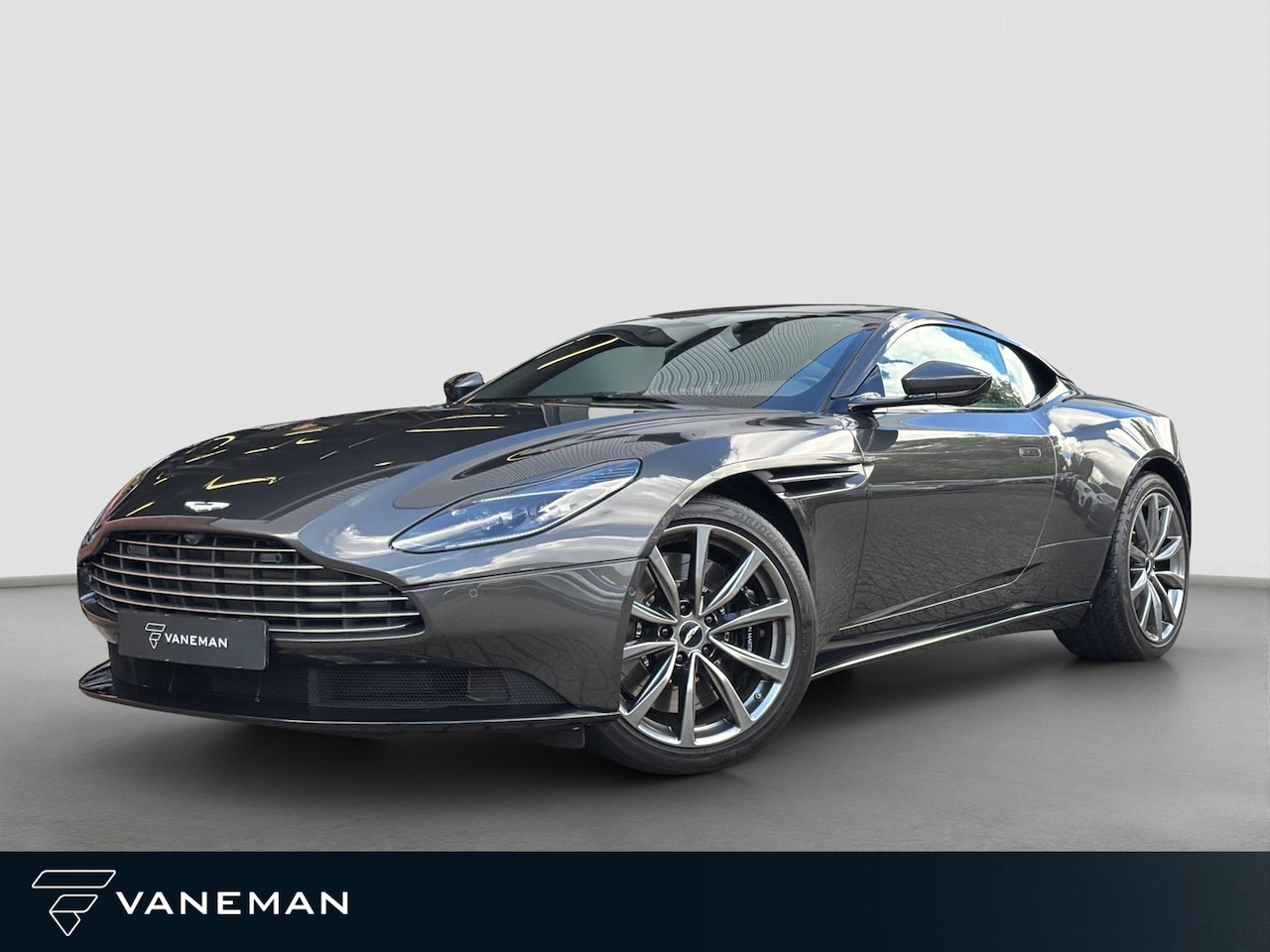 Aston Martin V8 Coupé - DB11 4.0 - AutoWereld.nl