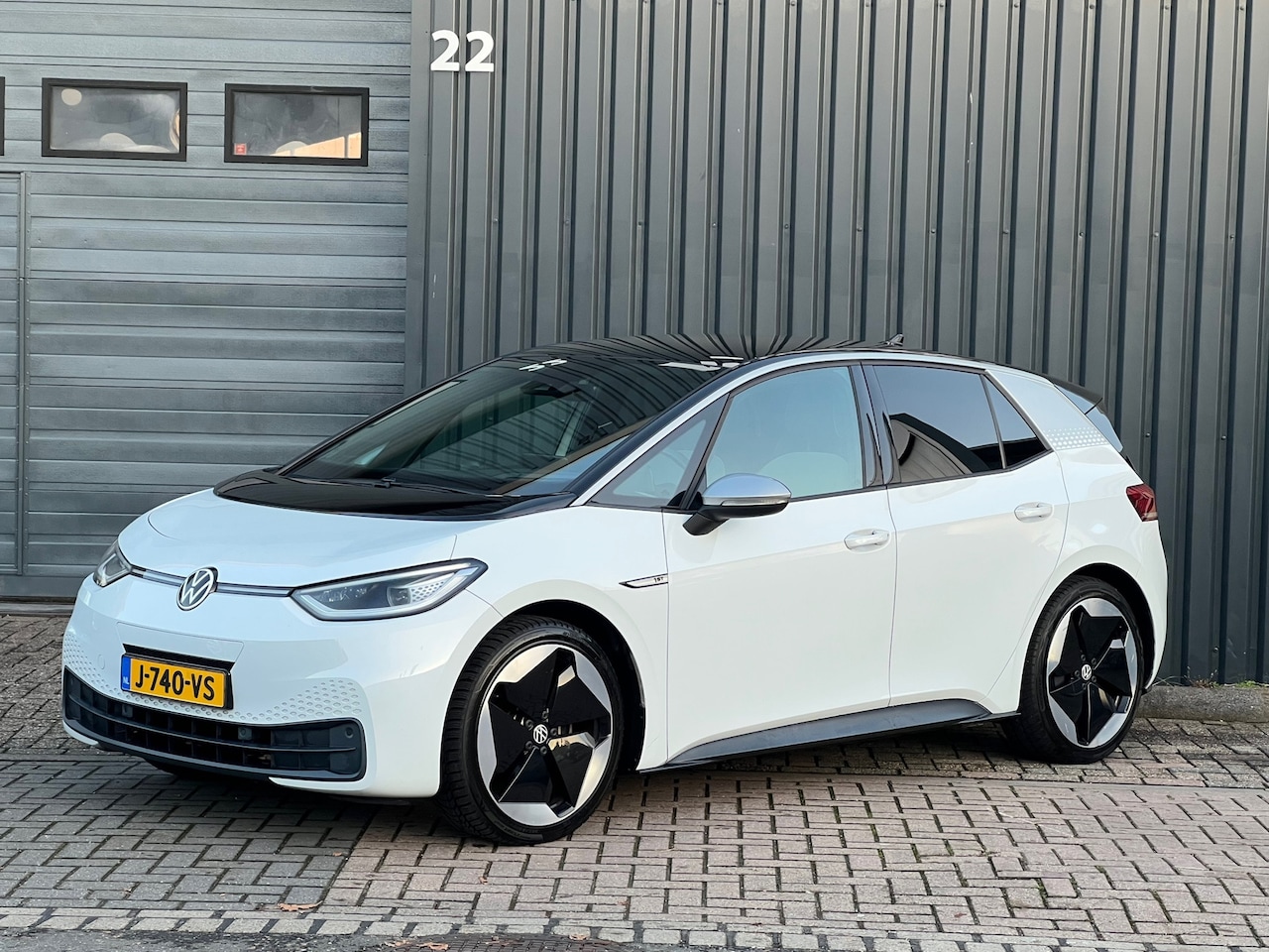 Volkswagen ID.3 - First Max 58 kWh|Pano|Cam|Sfeer|LED|ACC|Head UP|Trekhaak - AutoWereld.nl
