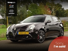 Alfa Romeo Giulietta - 1.4 T 170PK QV-Line | Xenon | Nav | Schuifdak | Bose | Leer | Turbina | Full