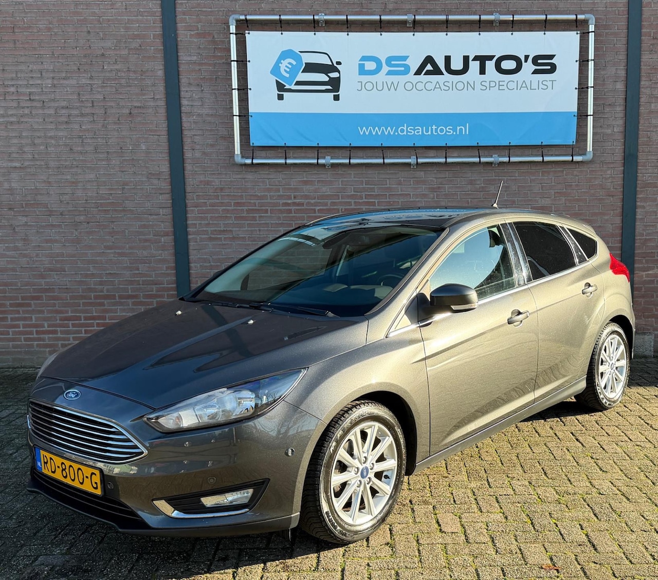 Ford Focus - 1.0 Titanium 1.0 Titanium - AutoWereld.nl