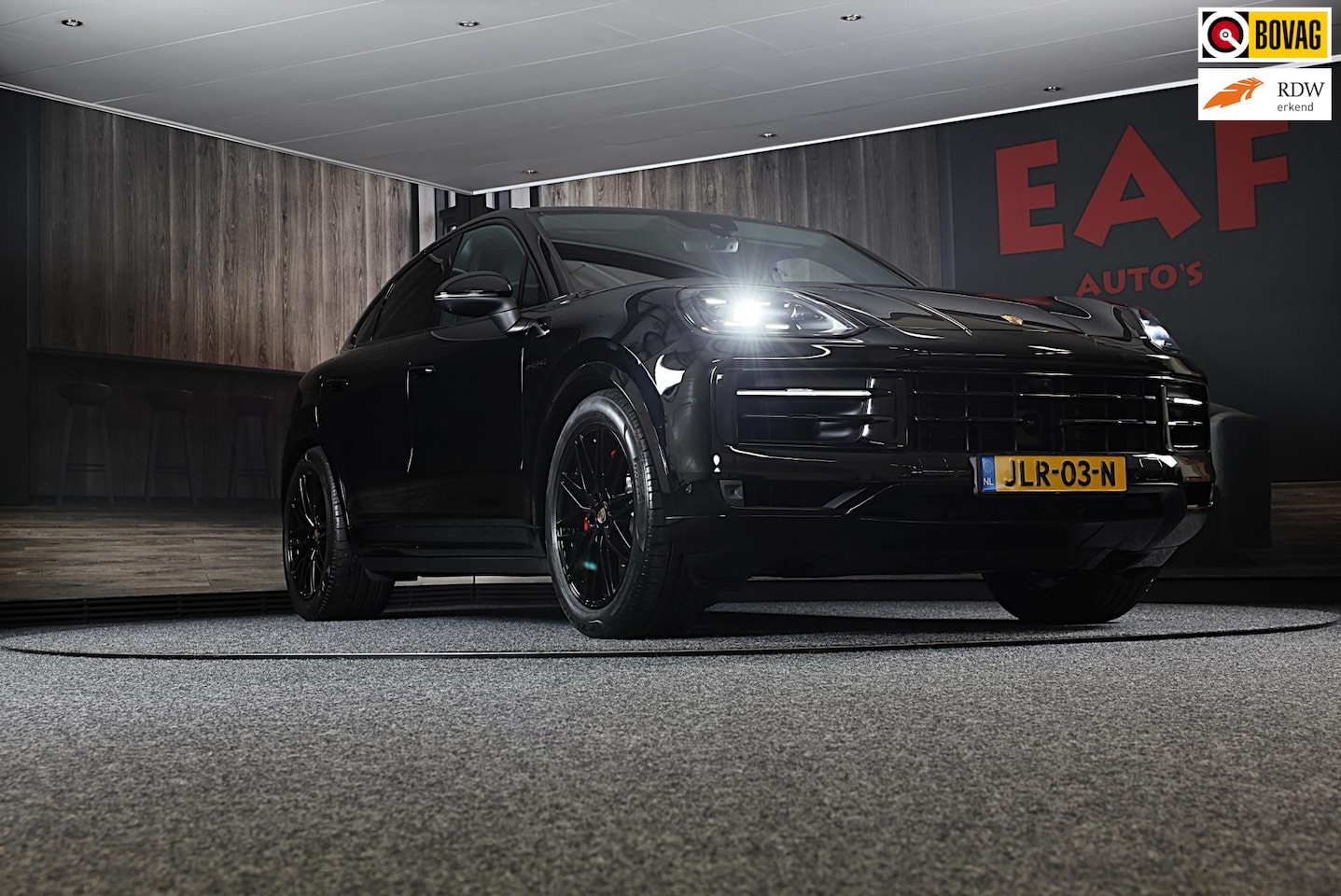 Porsche Cayenne Coupé - 3.0 S E-Hybrid / 519 Pk / Head Up / 360 Camera / Acc / SportDesign / Luchtvering / Sport C - AutoWereld.nl