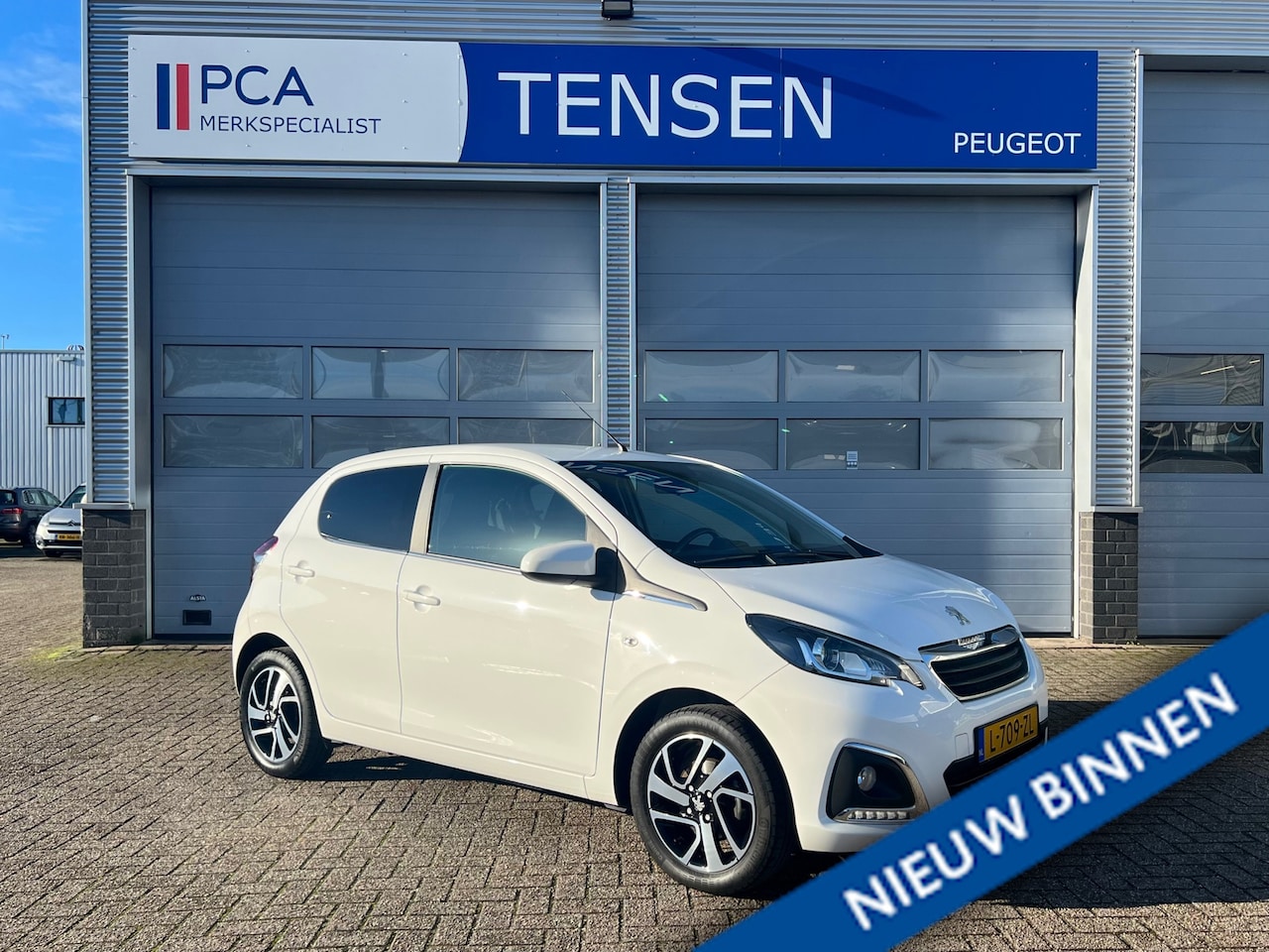 Peugeot 108 - 1.0 e-VTi Allure | Trekhaak | Achteruitrijcamera | Climate control | Snelheidsbegrenzer | - AutoWereld.nl