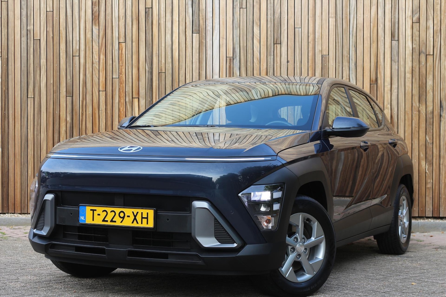 Hyundai Kona - 1.6 GDI HEV 141pk DCT Comfort Apple Carplay Android Auto | Navigatie | Cruisecontrol - AutoWereld.nl