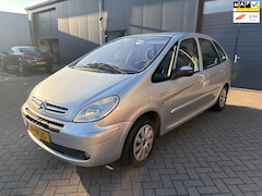 Citroën Xsara Picasso - 2.0i-16V Image Automaat