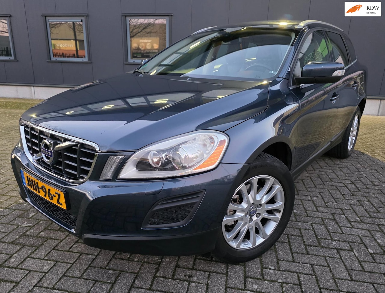 Volvo XC60 - 2.0T Summum, leder, PDC's, bijtelvriendelijk! - AutoWereld.nl