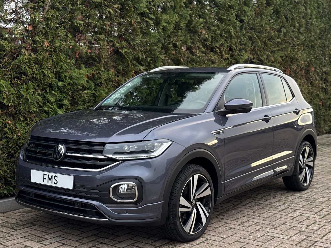 Volkswagen T-Cross - 1.0 TSI R-line CarPlay Camera - AutoWereld.nl