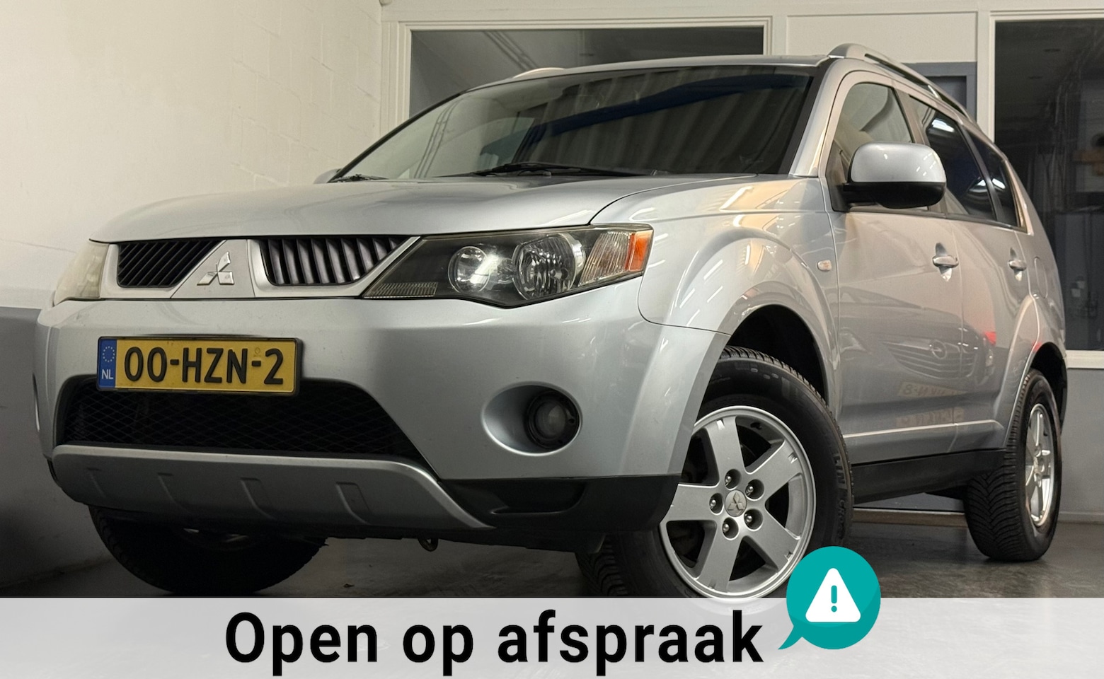 Mitsubishi Outlander - 2.4 Intro Edition 2WD|NAP|NweAPK|AppleCarplay|AfnTrekhaak|Airco - AutoWereld.nl