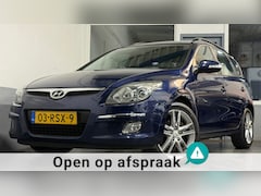 Hyundai i30 CW - 1.6i i-Catcher|NAP|NweAPK|1eEig|StoelVW|Leder|Airco|LMV