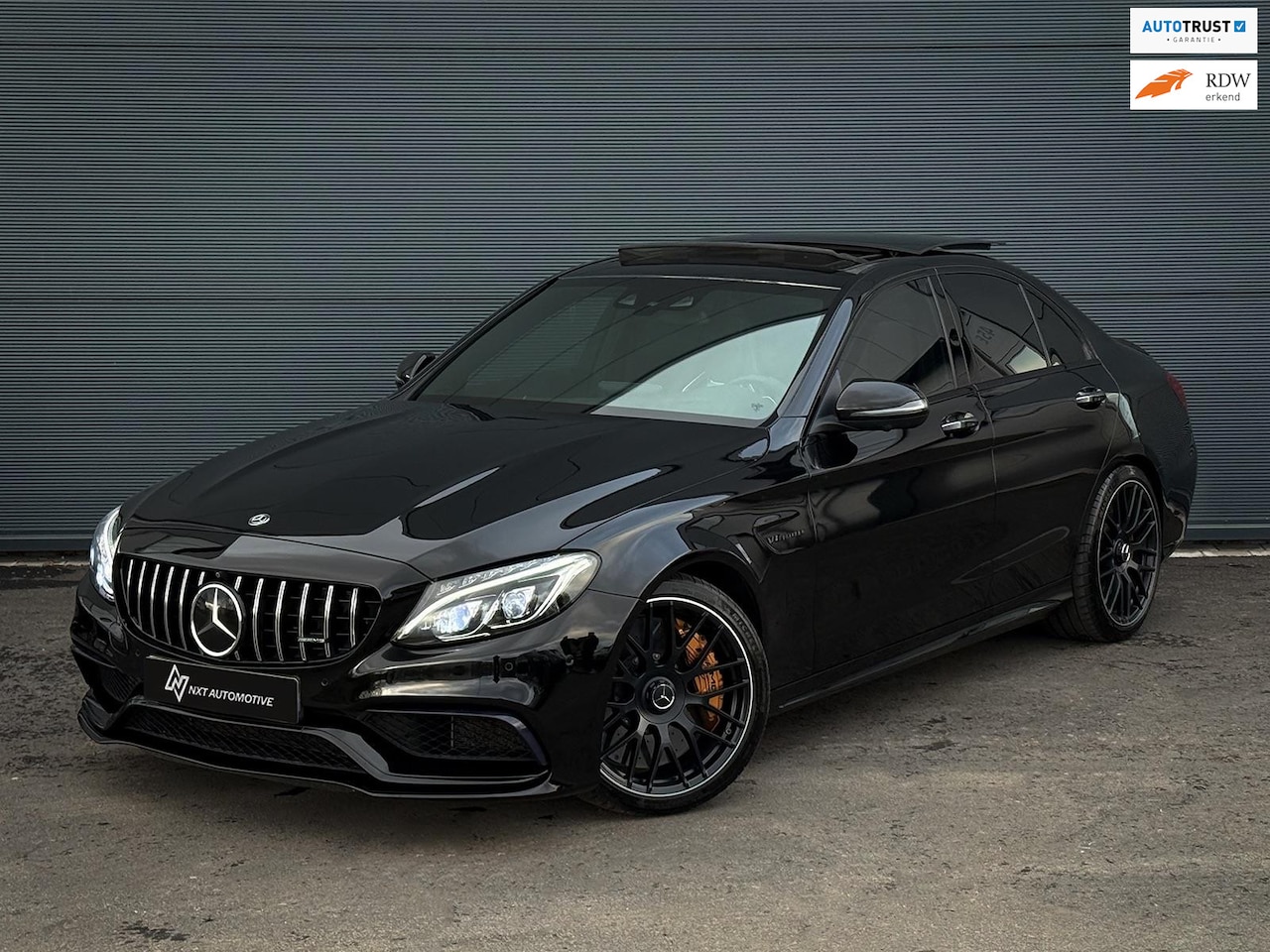 Mercedes-Benz C-klasse - Mercedes-AMG C63 S: Panoramadak, AMG kuipstoelen, keramische remmen, HUD, AMG Night Pack, - AutoWereld.nl