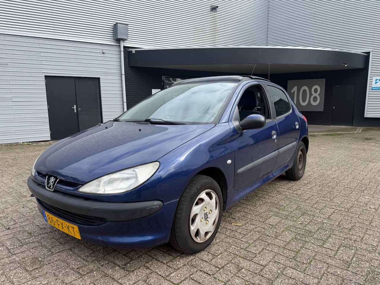 Peugeot 206 - 1.4 XT koppeling slipt - AutoWereld.nl