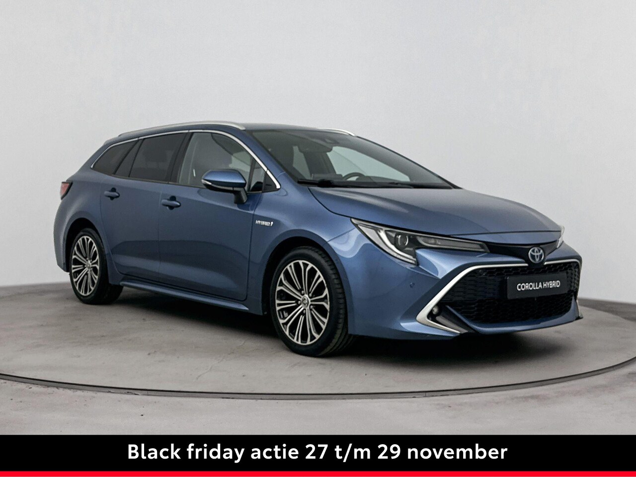 Toyota Corolla Touring Sports - 1.8 Hybrid Executive | Dodehoek | Navigatie | Stoelverwarming | Parkeersensoren voor/achte - AutoWereld.nl