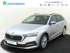 Skoda Octavia Combi - 1.4 TSI iV PHEV Business Edition | Adaptieve cruise control | Navigatie | Stoel- en stuurw