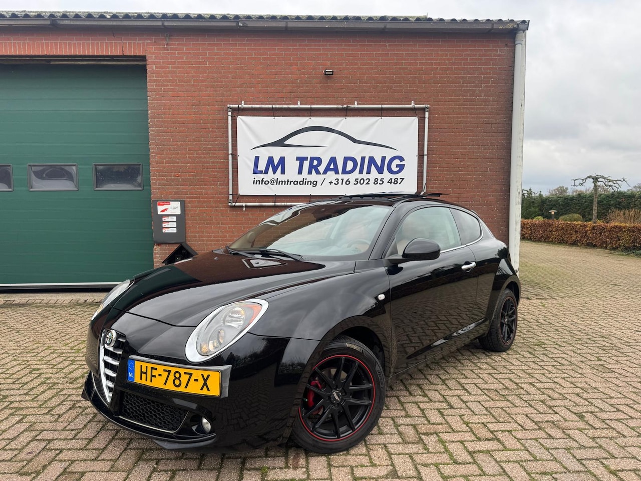 Alfa Romeo MiTo - 0.9 TwinAir Exclusive PANO NAVI BLUETOOTH PDC LMV LEER CRUISE CLIMA 2 SLEUTELS + BOEKJES! - AutoWereld.nl