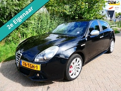 Alfa Romeo Giulietta - 1.4 T Distinctive 170pk 2e eig. Clima Leder LED PDC