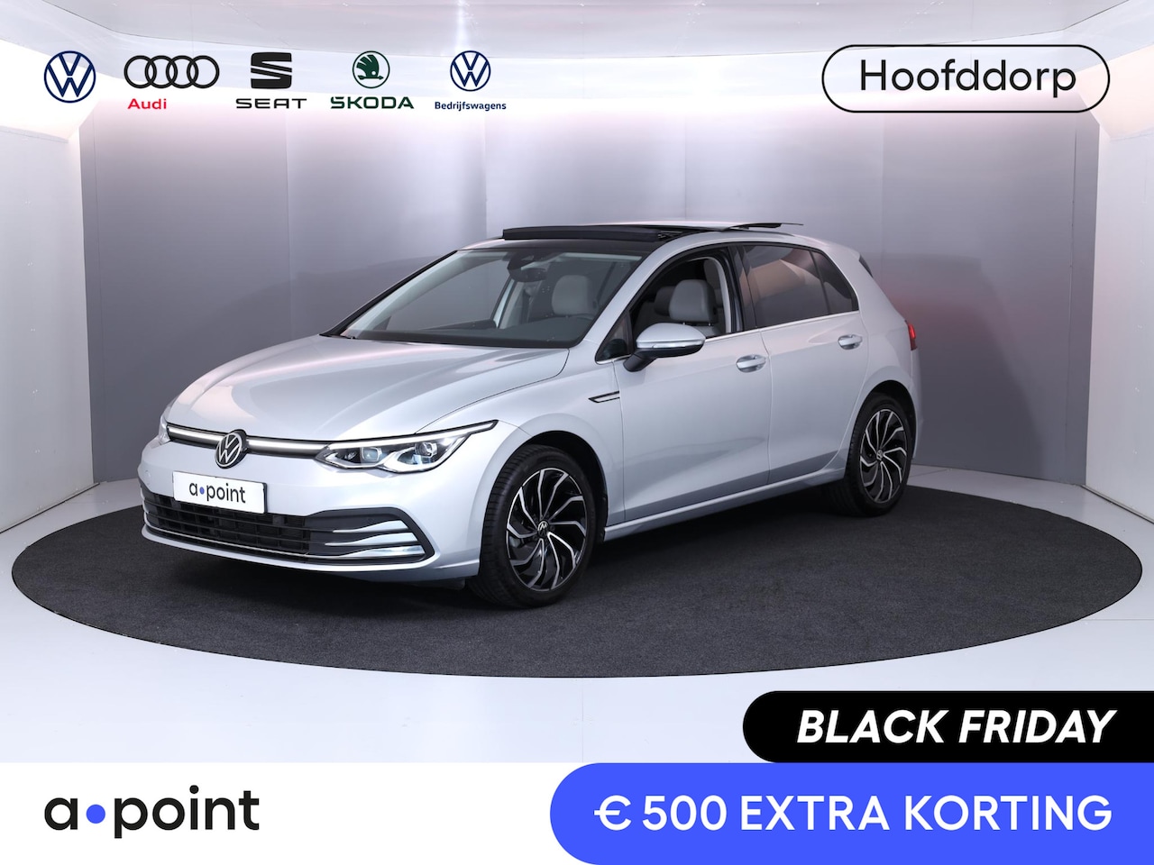 Volkswagen Golf - 1.5 eTSI Style 130 pk Automaat (DSG) | Navigatie | Panoramadak | Parkeersensoren | Adaptie - AutoWereld.nl