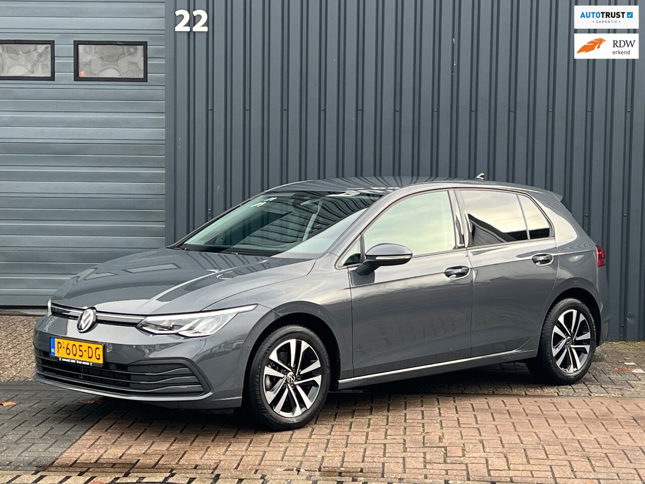 Volkswagen Golf - 1.0 TSI Life Business|Virtual|Adaptive|Sfeer|Navi|PDC|LED|Carplay|Stoel+Stuur Verw| - AutoWereld.nl