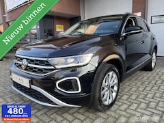 Volkswagen T-Roc - 1.5 TSI Life Edition ACC*LED*PDC*CARPLAY