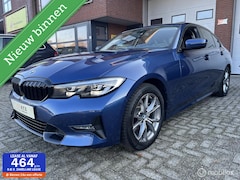 BMW 3-serie - 318i LED*NAVI*CARPLAY*PDC*CRUISE