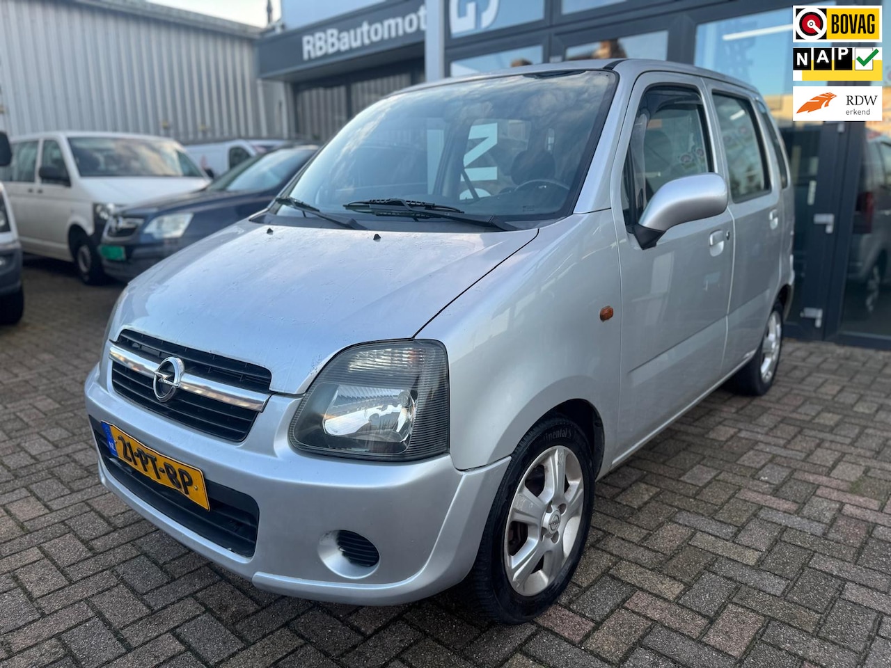 Opel Agila - 1.2-16V Maxx airconditioning elektrische pakket lm-velgen usb luxe uitvoering - AutoWereld.nl